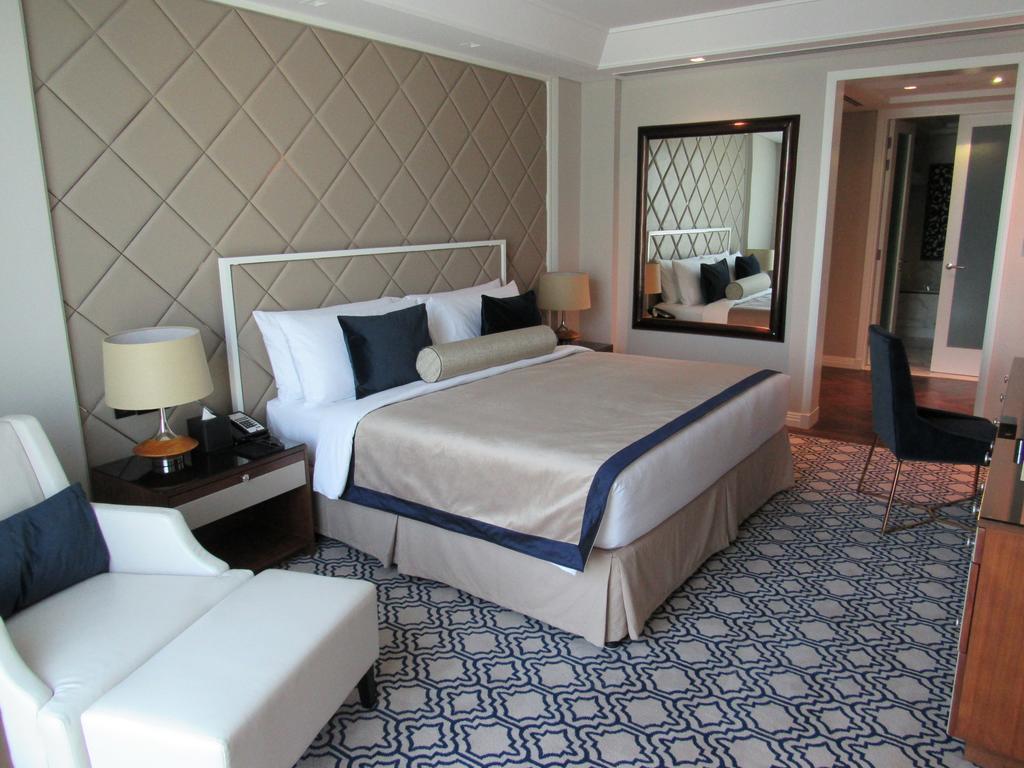 Luxury Suite Burj View,126401079:JPEG