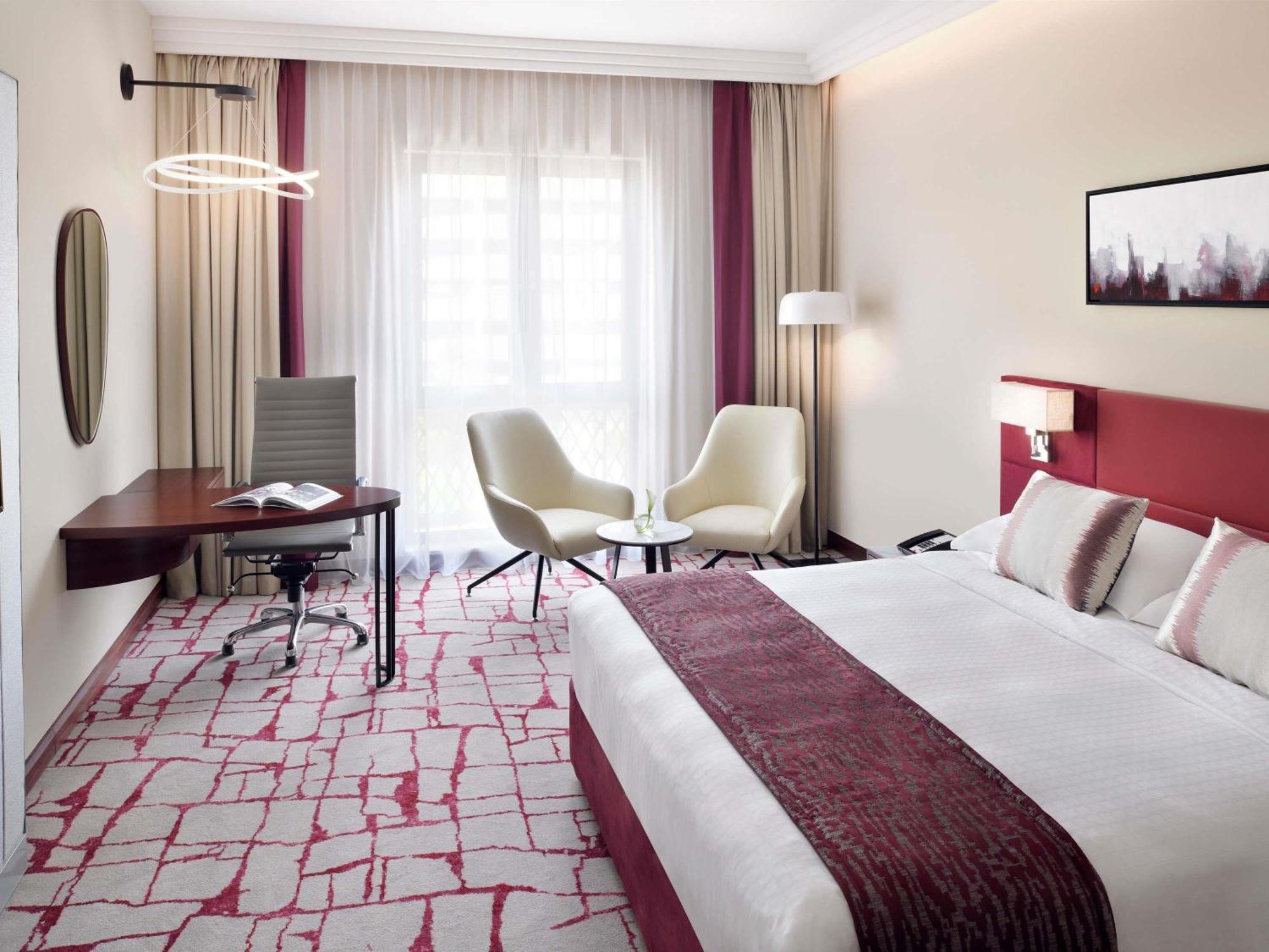 Superior King Room