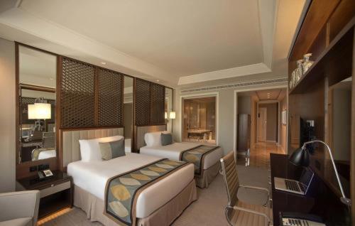 Club Twin Room Burj View,1244444347:JPEG