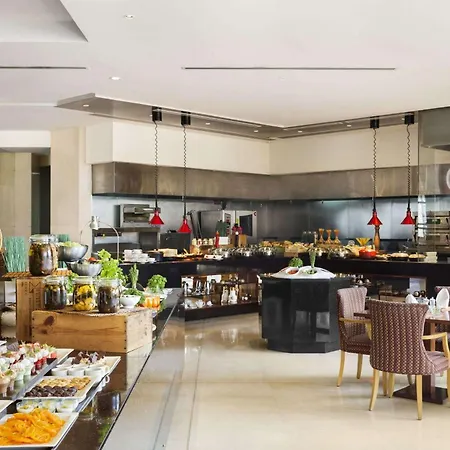 Crowne Plaza - Dubai Jumeirah By Ihg-3