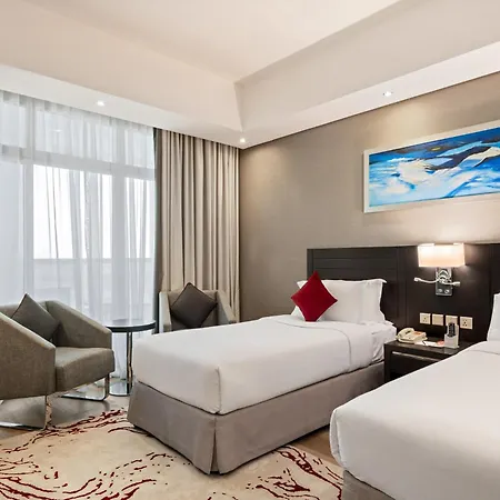 Ramada By Wyndham Dubai Barsha Heights-2