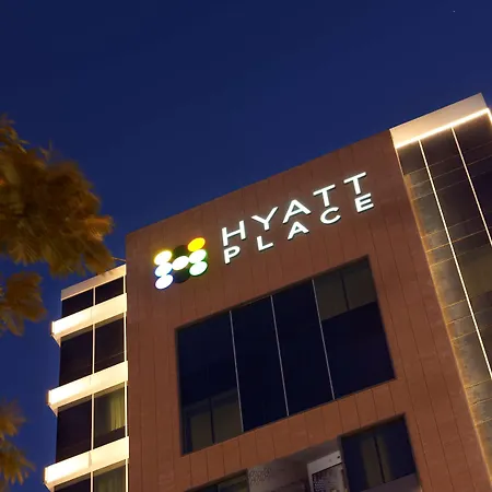 Hyatt Place Dubai Baniyas Square-3