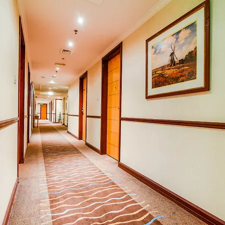 Landmark Summit Hotel-2