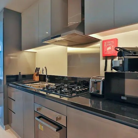 Damac Maison Prive Deluxe Studio With Water Canal View-3